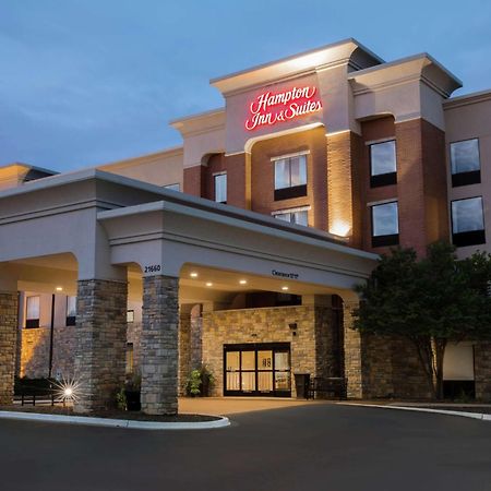 Hampton Inn & Suites Chicago Deer Park Esterno foto